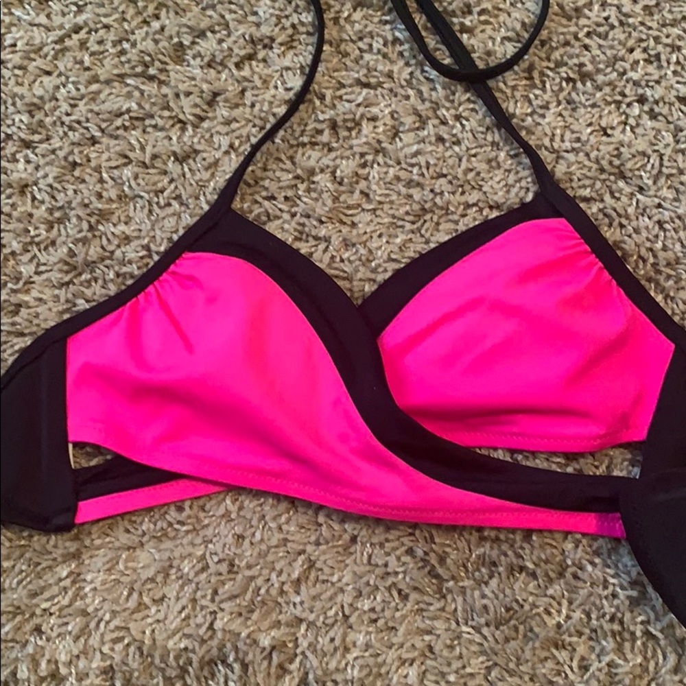 Black and Pink Pink Victoria’s Secret Bikini top